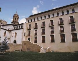 Las mejores habitaciones en Hospederia la Iglesuela del Cid. La mayor comodidad con nuestra oferta en Teruel